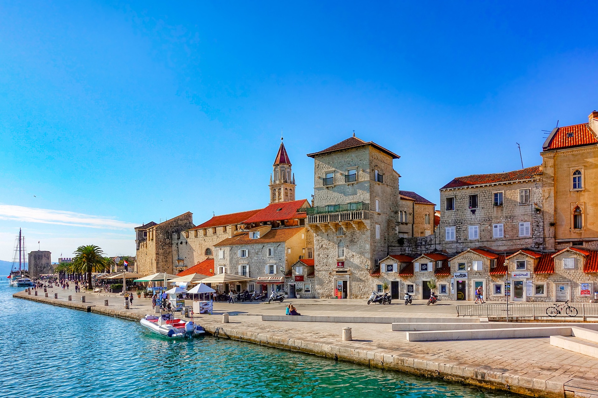 trogir-g1d7f1cc55_1920.jpg